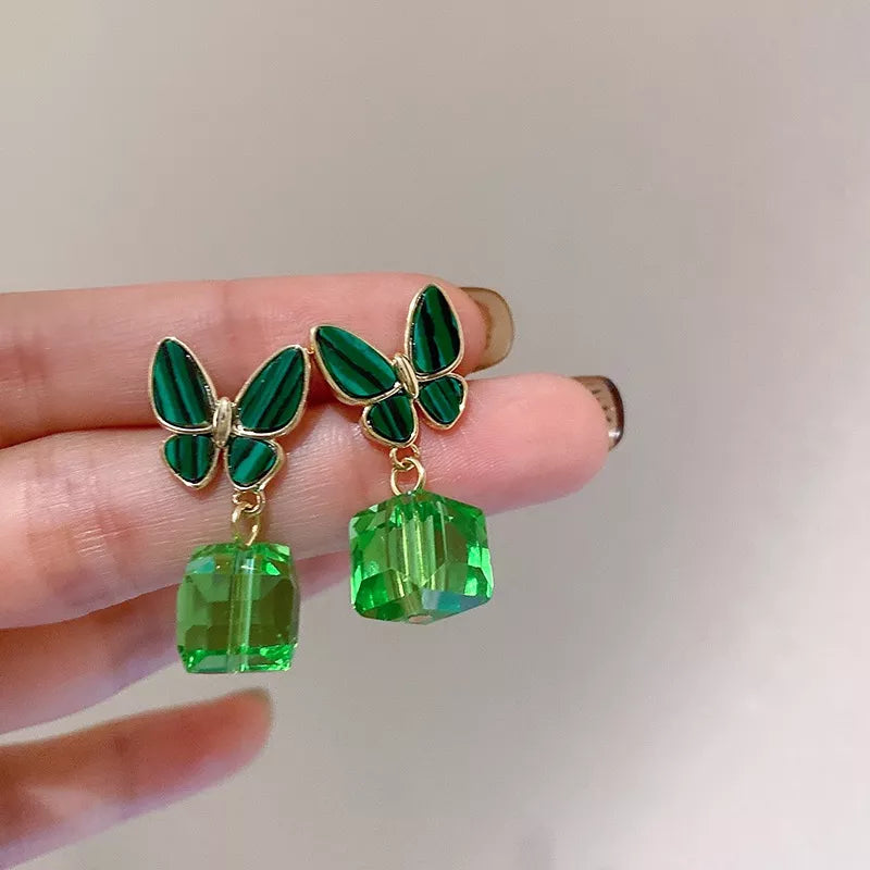 Brincos de Butterfly Green - Economize R$ 74,05