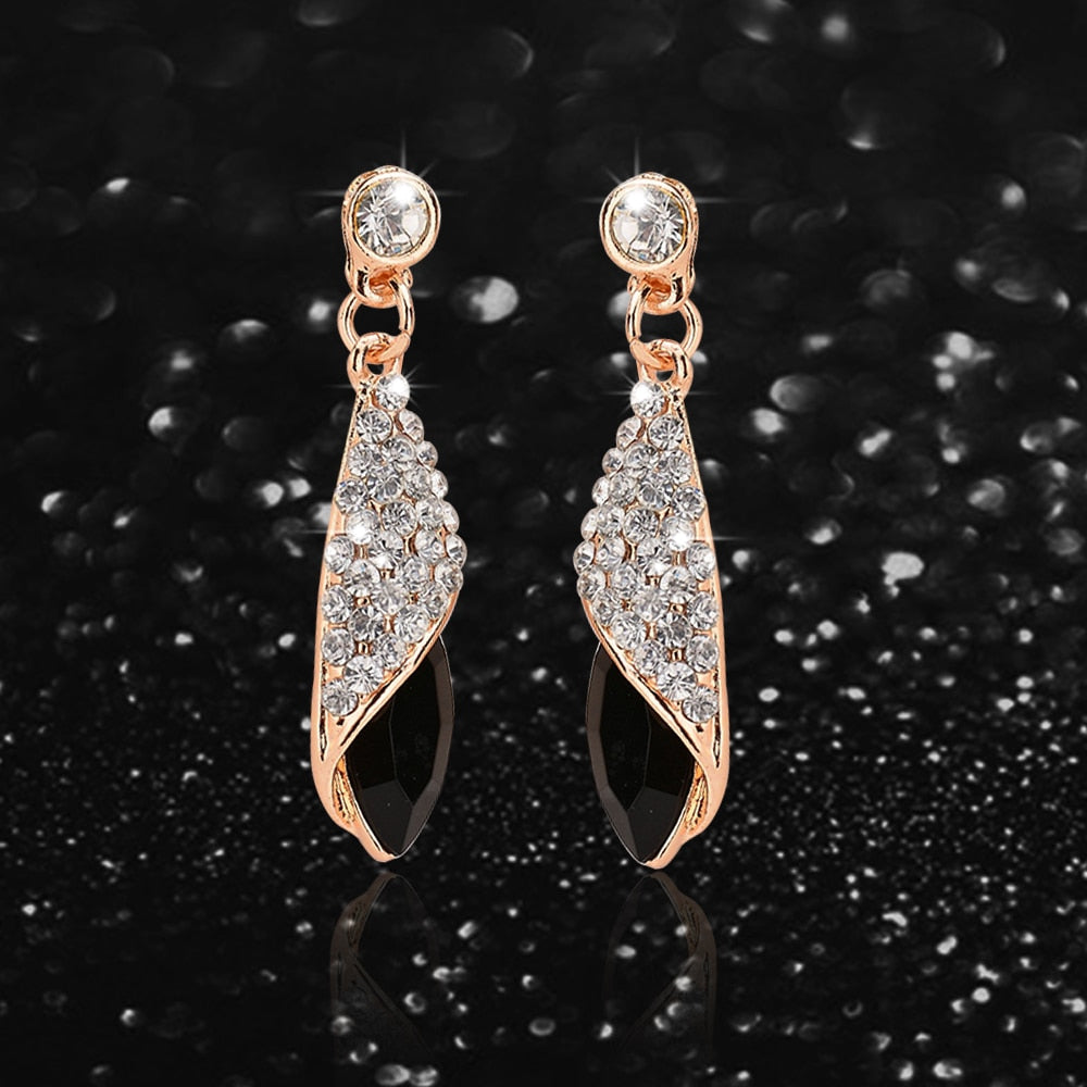 Brincos De Strass e Cristal Longo