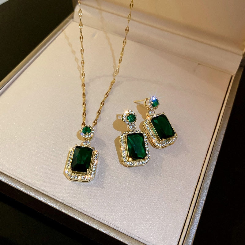 Conjunto de joias de cristal verde esmeralda