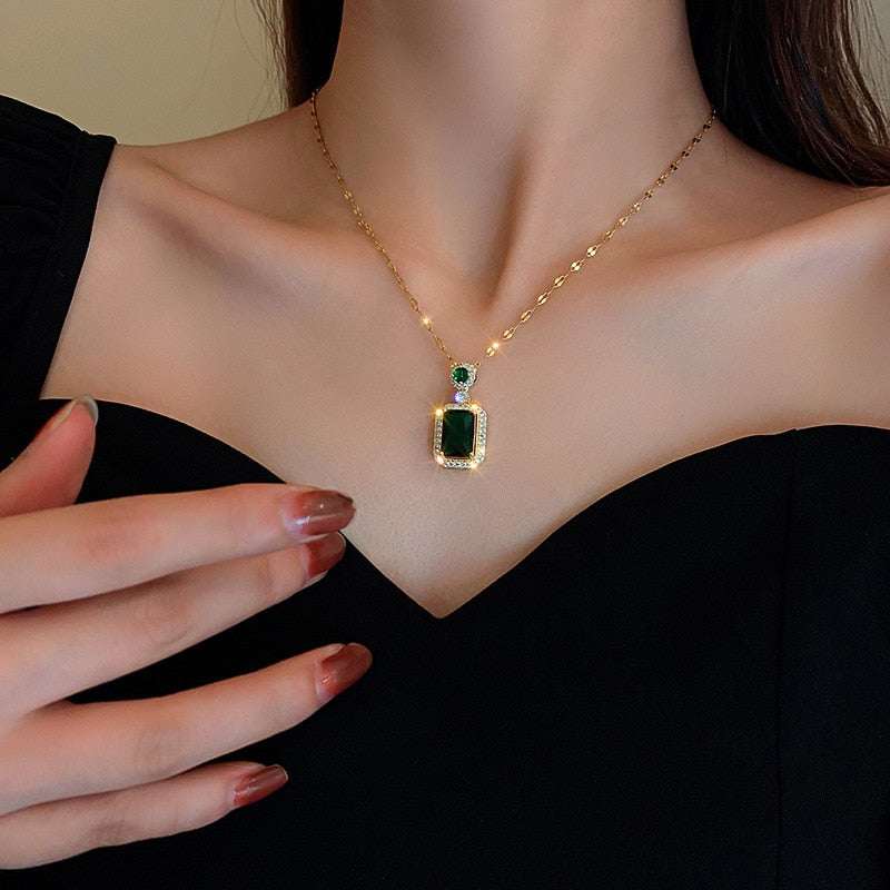 Conjunto de joias de cristal verde esmeralda